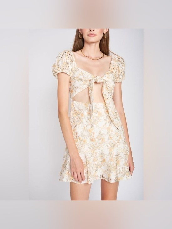 En Saison Dresses & Skirts - En Saison Women’s Opposites Mini Dress Yellow Tie Front Short Sleeves Size XS